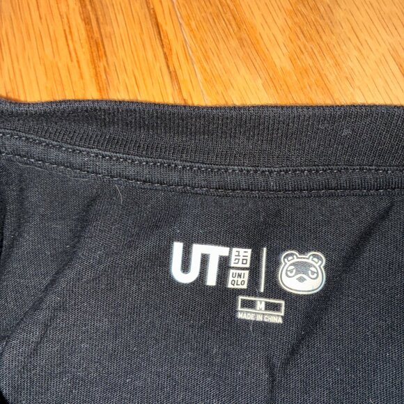 Animal Crossing New Horizons Graphic T-Shirt - Picture 4 of 4